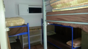 Отель Accoustix Backpackers Hostel  Йоханнесбург